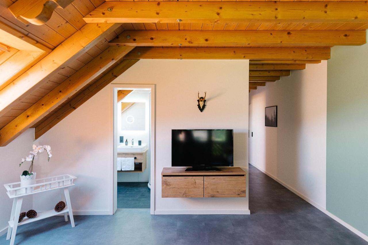 Moderne 2 Zi.-Fewo Blackforestart Naehe Freiburg ซีมอนส์วัลด์ ภายนอก รูปภาพ